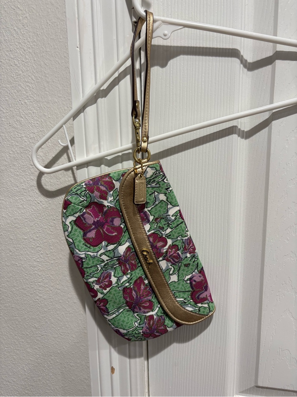 Coach Ashley Iris Wristlet/Wallet New Without Tags